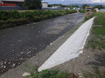 河川改修（黒沢川）