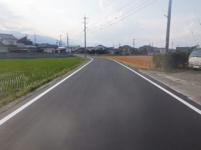 舗装工（市道三郷線）