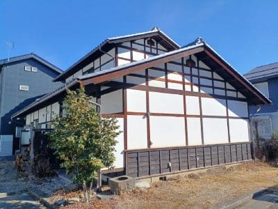 松本らしい民芸建築。